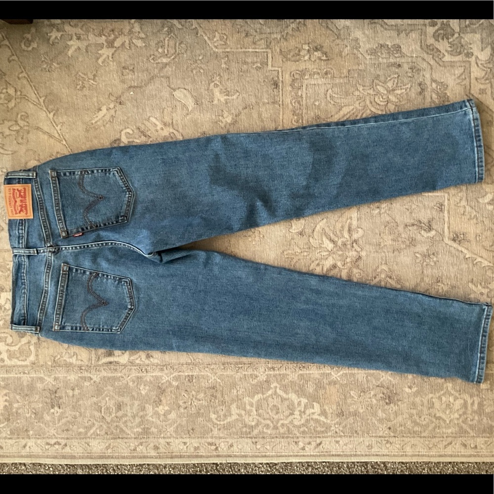 Levi’s wedgie fit straight leg height waist blue jeans